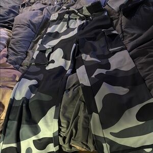 Camouflage Two-Piece Camouflage Outfit